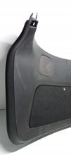 Load image into Gallery viewer, TESLA MODEL Y 20- TAPICERKA KLAPY BAGAŻNIKA TYŁ GŁOŚNIKI 1622264-00-B
