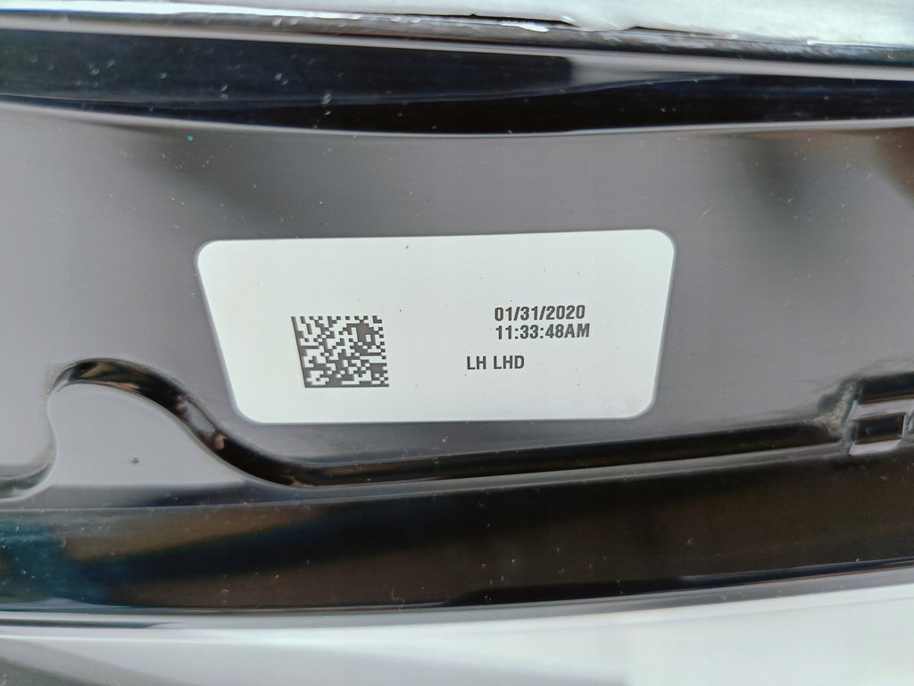 TESLA MODEL 3 III 17- LAMPA LEWA PRZÓD PRZEDNIA FULL LED 1077375-00-C