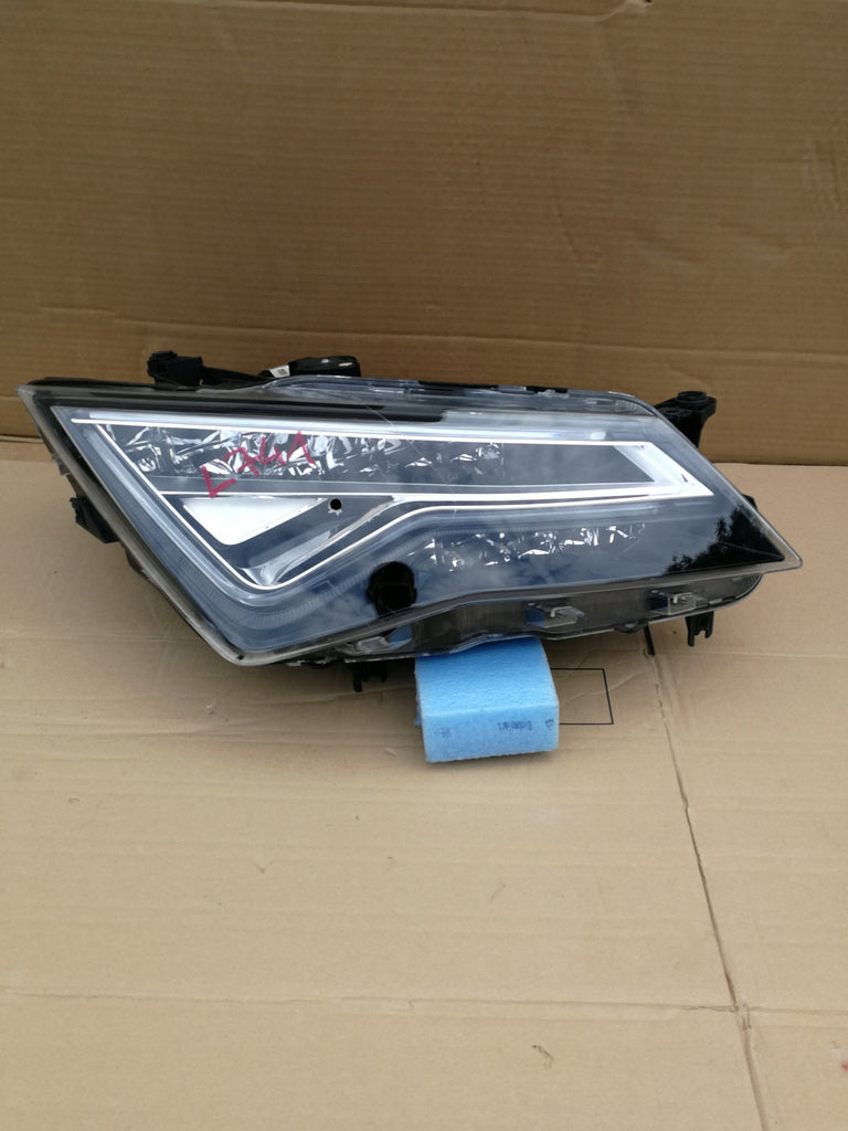 SEAT ATECA 16- LAMPA PRAWA PRZÓD PRZEDNIA FULL LED 576941008G