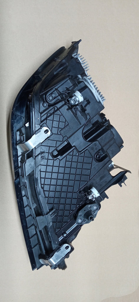 BMW 5 G30 G31 M5 F90 LASER SCHEINWERFER LINKS VORNE EU