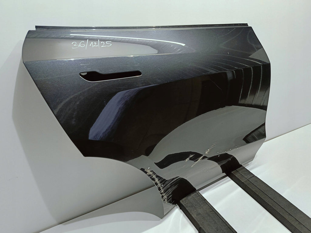DRZWI PRAWY TYŁ TYLNE TESLA MODEL Y 149360000