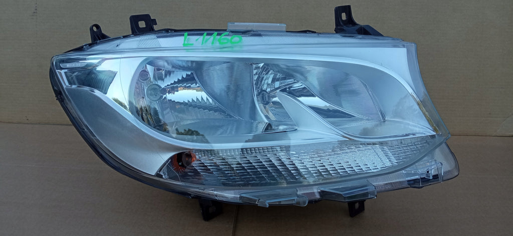 MERCEDES BENZ SPRINTER W910 18- LAMPA PRAWA PRZÓD H7 H15 A9109060100