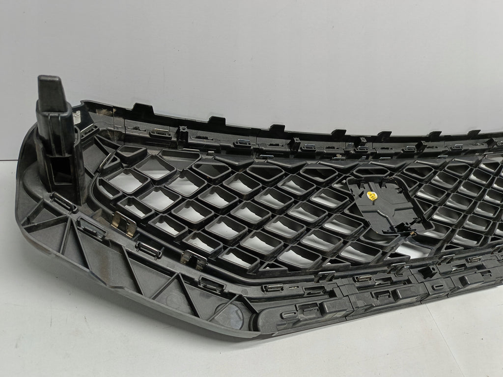 SEAT TARRACO 5FJ 18- MITTELGITTER STOßSTANGE VORNE 5FJ853651B