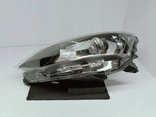 Laden Sie das Bild in den Galerie-Viewer, Skoda Fabia III 3 NJ3 14- LAMPA LEWA PRZÓD PRZEDNIA ZWYKŁA H4 6V1941015