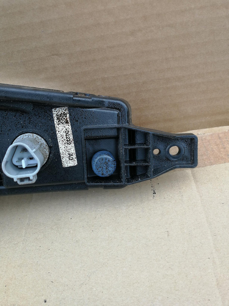 SUZUKI VITARA 15- HALOGEN DRL RECHTS LEUCHTE RECHTS SCHEINWERFER STANLEY W1378