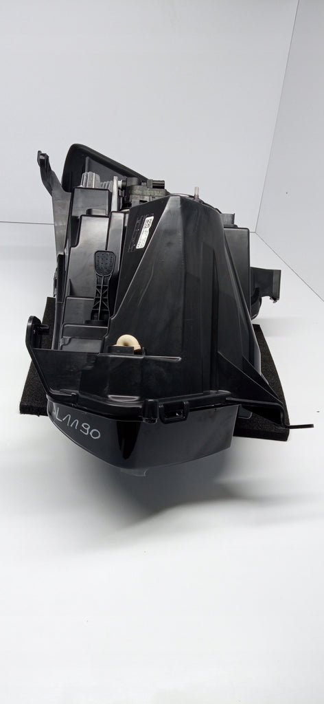 RENAULT MASTER 19- LAMPA PRAWA PRZÓD PRAWA PRZEDNIA NOWA OE 260105567R