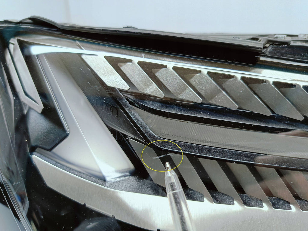 Audi Q4 E-TRON 21- LAMPA PRAWA PRZÓD FULL LED MATRIX EU 89A941036