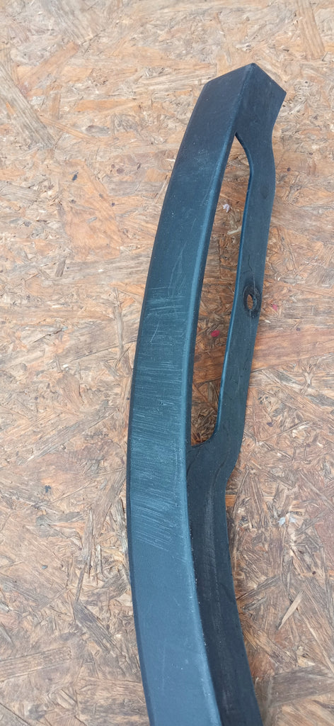 TESLA MODEL Y 20- KOTFLÜGELLEISTE RECHTS VORNE 1683860-00-A