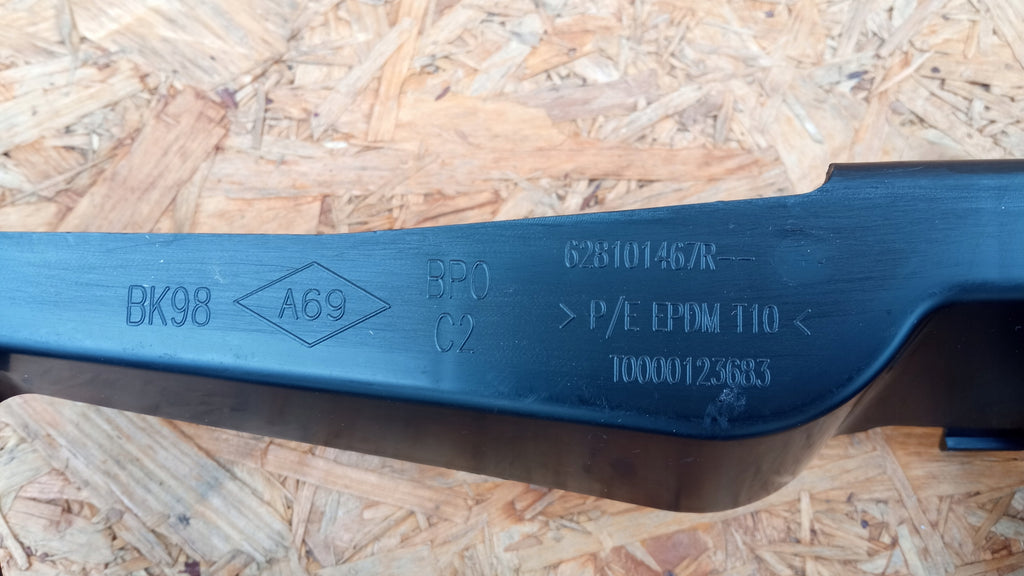 RENAULT CLIO IV 12- STREBEN TRÄGER KÜHLERGRILL NEU 628101467R