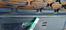 Load image into Gallery viewer, CITROEN C3 III 16- ATRAPA KRATKA ŚRODKOWA GRILL ZDERZAKA PRZÓD 9812061877