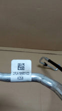 Załaduj zdjęcie do przeglądarki galerii, LAND ROVER RANGE ROVER IV 13- RURKA KLIMATYZACJI