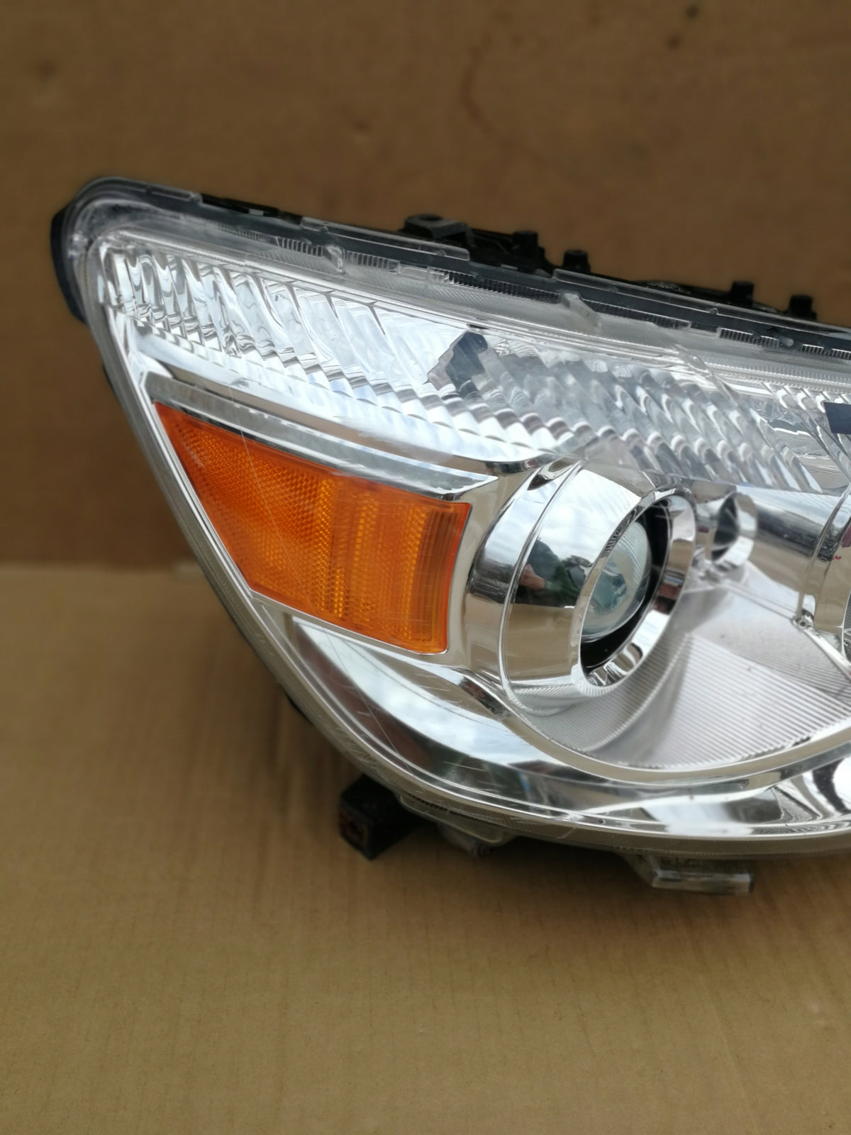 Mitsubishi Asx 10- Lampa Reflektor Prawy Przód Soczewka EU — zdjęcie 2 z 13