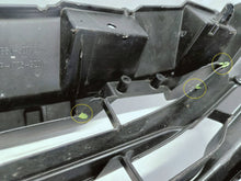 Laden Sie das Bild in den Galerie-Viewer, Mazda 2 II DJ 14- KÜHLERGRILL STOßSTANGENGITTER VORNE DB5J-50712