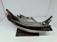 Laden Sie das Bild in den Galerie-Viewer, MG ZS LIFT 19- SCHEINWERFER RECHTS VORNE FULL LED EU 10550754