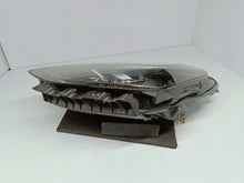 Laden Sie das Bild in den Galerie-Viewer, TESLA MODEL 3 M3 LIFT MY Y 20- LAMPA LEWA PRZÓD FULL LED EU 1514952-00-C