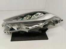 Load image into Gallery viewer, TOYOTA YARIS IV 4 19- LAMPA REFLEKTOR LEWY PRZÓD FULL LED KOITO K0-8 EU