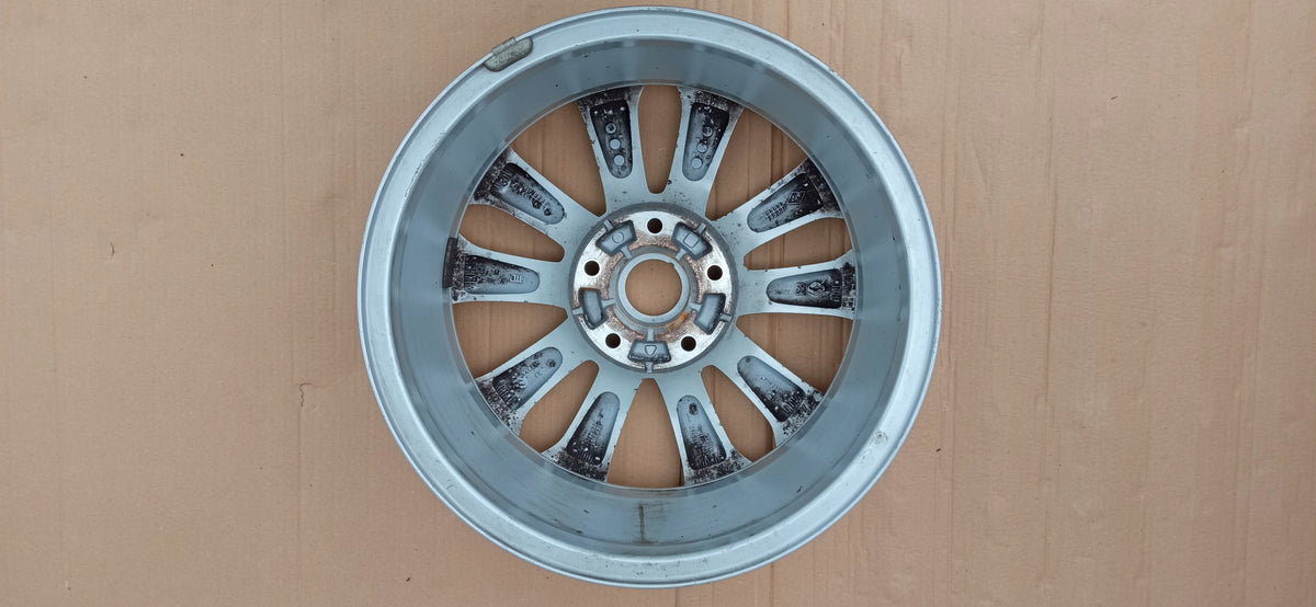 Wheel Alloy Renault 6.5JX16 CH5-44 5X114.3ET44 403007532R — photo 6 of 12