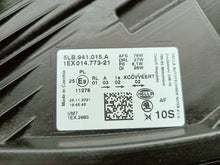 Laden Sie das Bild in den Galerie-Viewer, Skoda Enyaq iV 20- SCHEINWERFER LINKS VORNE VOLL LED CRYSTAL 5LB941015A