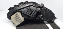 Laden Sie das Bild in den Galerie-Viewer, TESLA MODEL 3 III 17- SCHEINWERFER LINKS VORNE FULL LED 1077375-00-C