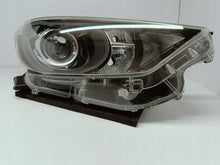 Załaduj zdjęcie do przeglądarki galerii, TOYOTA YARIS IV 4 P21 19-LAMPA REFLEKTOR PRAWY PRZÓD SOCZEWKA KOITO K0-6 EU