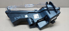 Załaduj zdjęcie do przeglądarki galerii, TESLA MODEL 3 Y LIFT 20- HALOGEN DRL PRAWY LAMPA PRAWA 1507933-00-C