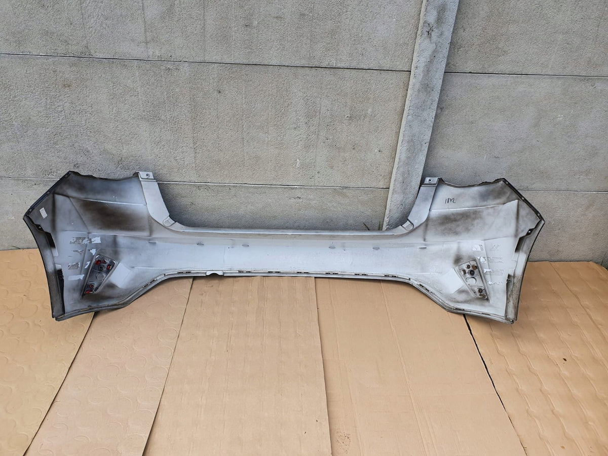 Ford Focus MK4 Hb Hinten Stossstange Hintere — Foto 7 von 9
