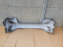 Laden Sie das Bild in den Galerie-Viewer, FORD FOCUS MK4 HB HINTERE STOSSFÄNGER