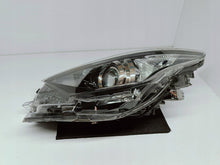 Laden Sie das Bild in den Galerie-Viewer, Toyota Auris II E18 LIFT 15- SCHEINWERFER LINKS LINSE+LED EU 81150-02K30