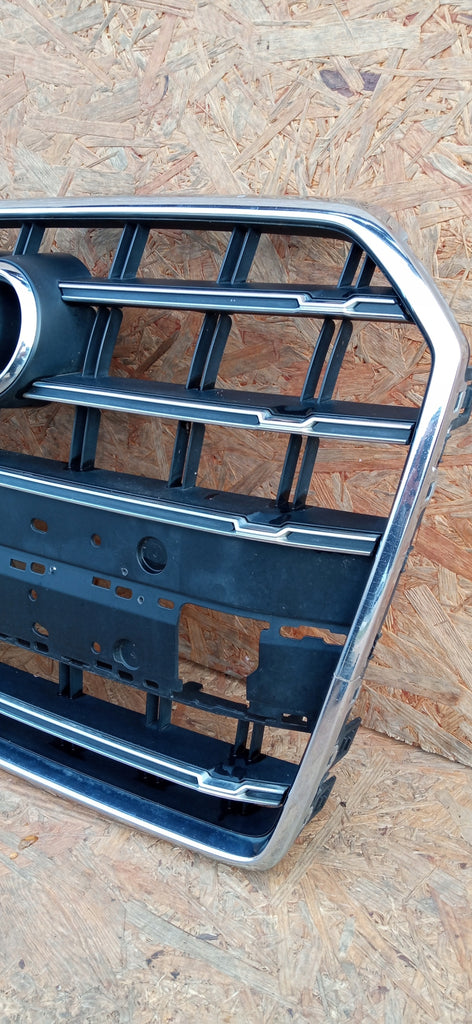 AUDI A6 C7 LIFT 14- ATRAPA KRATKA ŚRODKOWA GRILL ZDERZAKA PRZÓD 4G0853653T