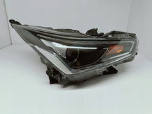 Załaduj zdjęcie do przeglądarki galerii, Toyota Aygo II B4 LIFT 18- LAMPA PRAWA PRZÓD SOCZEWKA+LED EU KOITO 0H-27