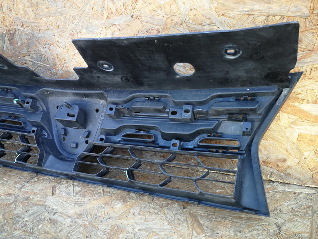 DACIA DUSTER LIFT 13- KÜHLERGRILL STOSSFÄNGER VORNE 623100838R