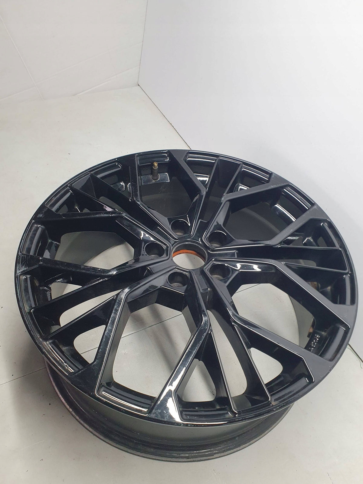 Renault Megane E-Tech Wheel Alloy 19 Inch 7.5X19 ET50 5X114.3 KBA53169 — photo 10 of 16