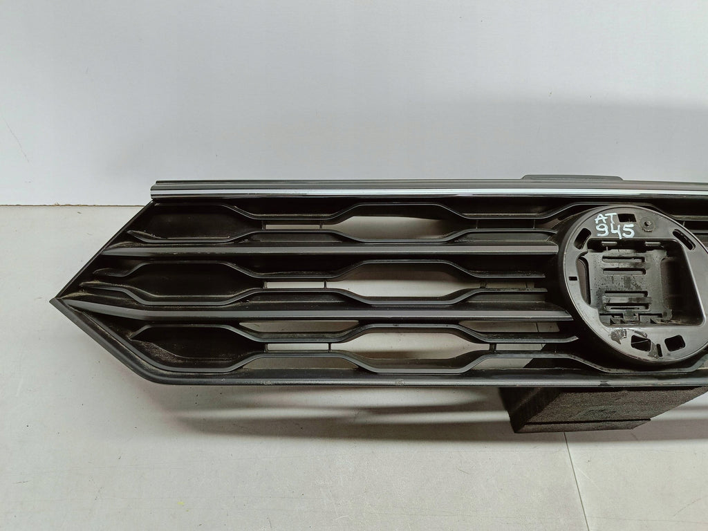 Volkswagen T-Roc 17- ATRAPA GRILL KRATKA ZDERZAKA PRZEDNIEGO 2GA853343B