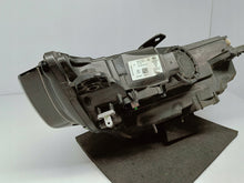 Laden Sie das Bild in den Galerie-Viewer, Audi A3 8V 13- LAMPA PRAWA PRZÓD PRZEDNIA KSENON+LED EU 8V0941044C