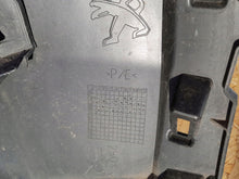Załaduj zdjęcie do przeglądarki galerii, Peugeot 3008 II 16- ZDERZK TYŁ TYLNY PDC 9811865077