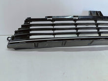 Load image into Gallery viewer, Toyota Auris II LIFT 15- KRATKA ŚRODKOWA ATRAPA ZDERZAKA PRZÓD 5311202670