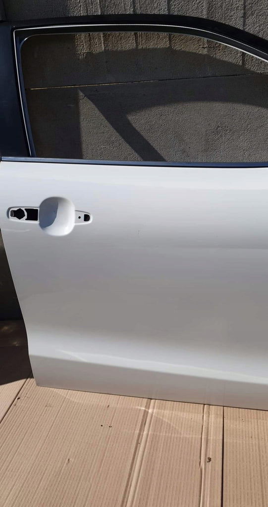 Suzuki Baleno Drzwi przednie prawe przód prawy