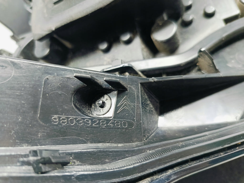 CITROEN C3 II LIFT 14- RÜCKLEUCHTE RECHTS HINTEN EU 9803928480