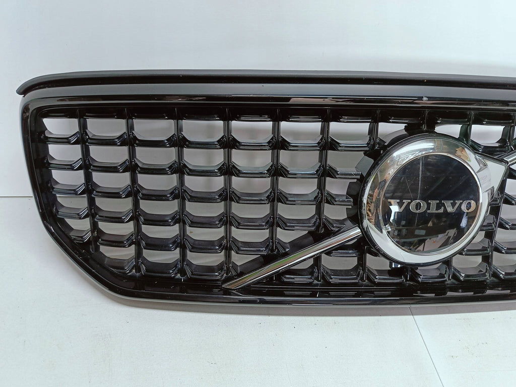 VOLVO XC40 LIFT R-DESIGN 22- ATRAPA GRILL KRATKA ZDERZAKA PRZÓD 32291466