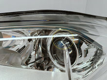 Laden Sie das Bild in den Galerie-Viewer, FORD FIESTA MK7 LIFT 12- LAMPA LEWA PRZÓD SOCZEWKA + LED 20-201-01120