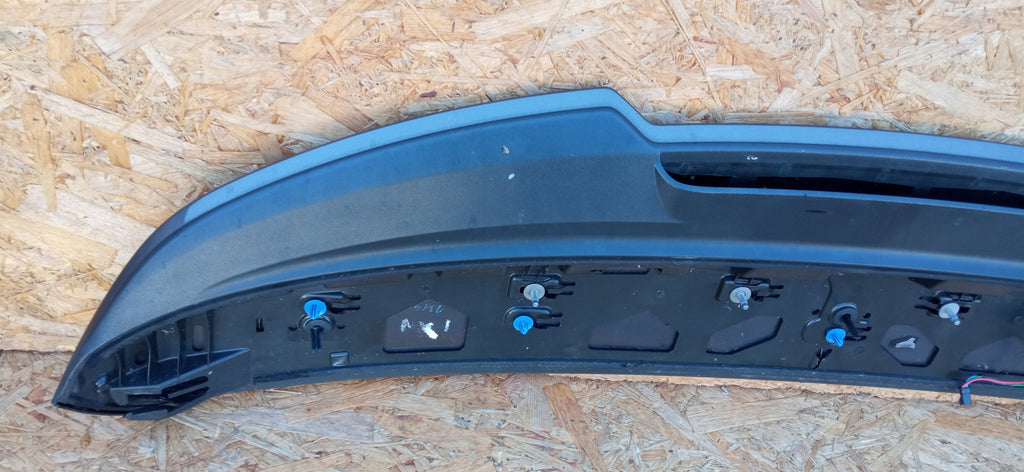 AUDI Q7 SQ7 4M0 15- SPOILER LOTKA DASZEK KLAPY BAGAŻNIKA TYŁ 4M0827933A