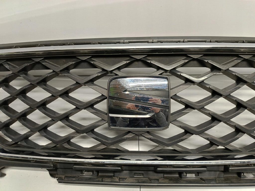 SEAT TARRACO 5FJ 18- MITTELGITTER STOßSTANGE VORNE 5FJ853651B
