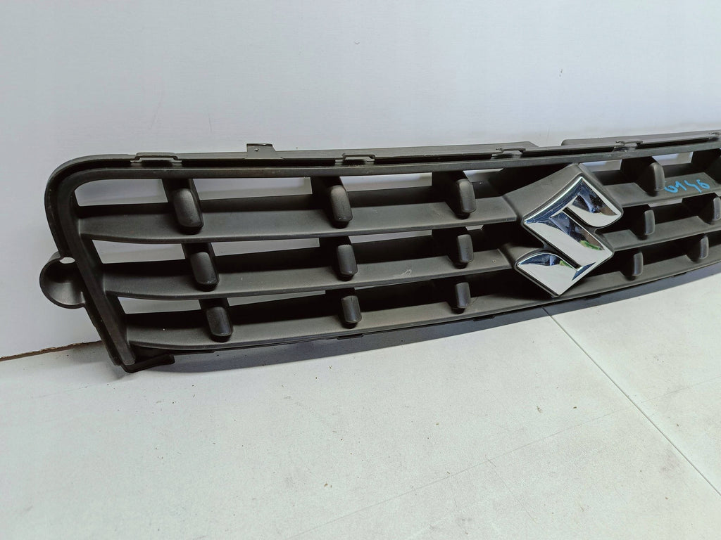 Suzuki Splash LIFT 12- KÜHLERGRILL STOSSFÄNGER VORNE EMBLEM 7174180M0