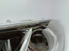 Laden Sie das Bild in den Galerie-Viewer, TOYOTA YARIS IV 4 19- LAMPA REFLEKTOR LEWY PRZÓD SOCZEWKA KOITO K0-6 EU
