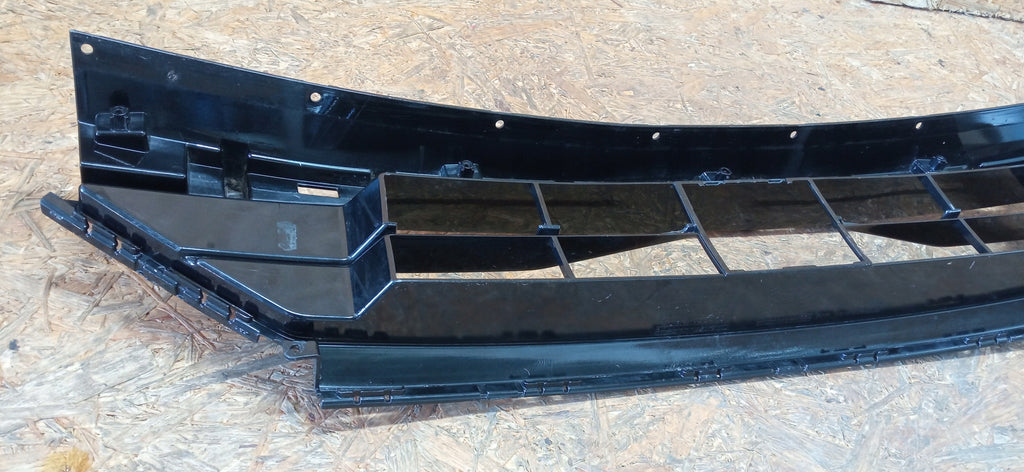 FORD KUGA MK3 ESCAPE ST 19 ATRAPA GRILL KRATKA ZDERZAKA PRZÓD LV4B-17K945-S