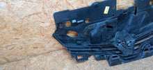 Laden Sie das Bild in den Galerie-Viewer, RENAULT CLIO 4 IV LIFT 16- KÜHLERGRIL MITTE 622562901R