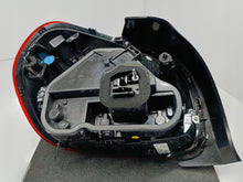Laden Sie das Bild in den Galerie-Viewer, CITROEN C3 III 16- RÜCKLEUCHTE RECHTS HINTEN EU 9812257480