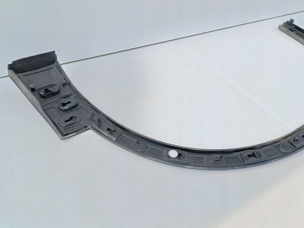 VOLVO XC40 XC 40 II 17- LISTWA BŁOTNIKA PRAWY PRZÓD PRAWA PRZEDNIA 31448345