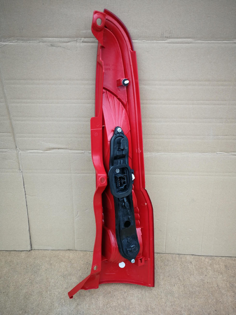 FIAT PANDA II 03- LAMPA LEWY TYŁ LEWA TYLNA 51705459