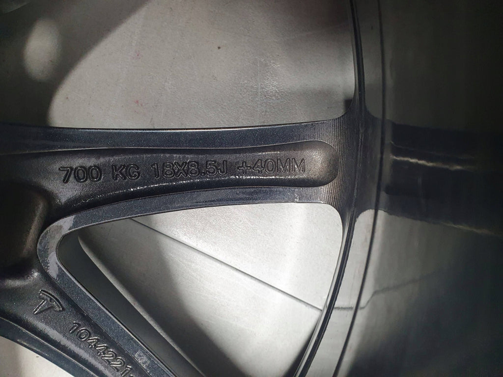 TESLA MODEL 3 FELGA ALUMINIOWA 18 CALI 18''x8.5'' 5x114,3 ET40 1044221-00-C